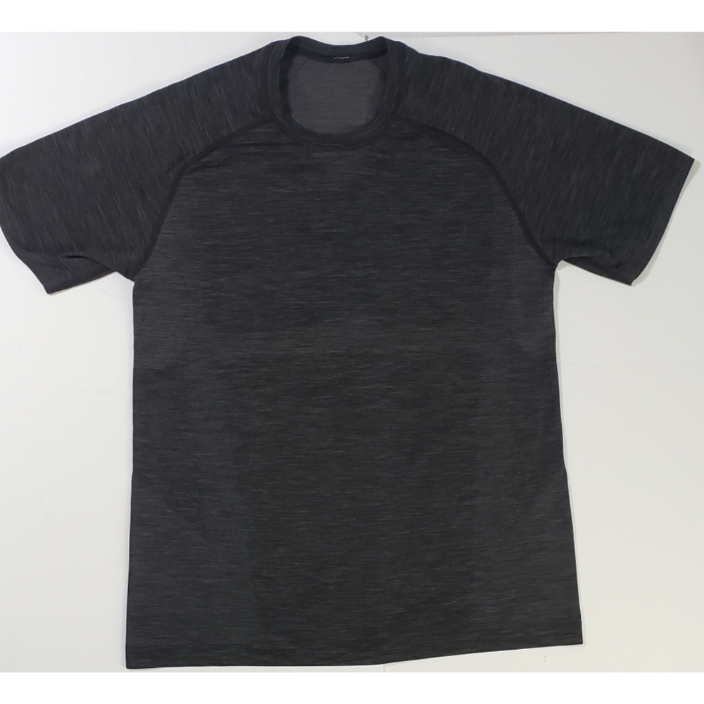 Lululemon Men's Athletic Shirt Size Medium